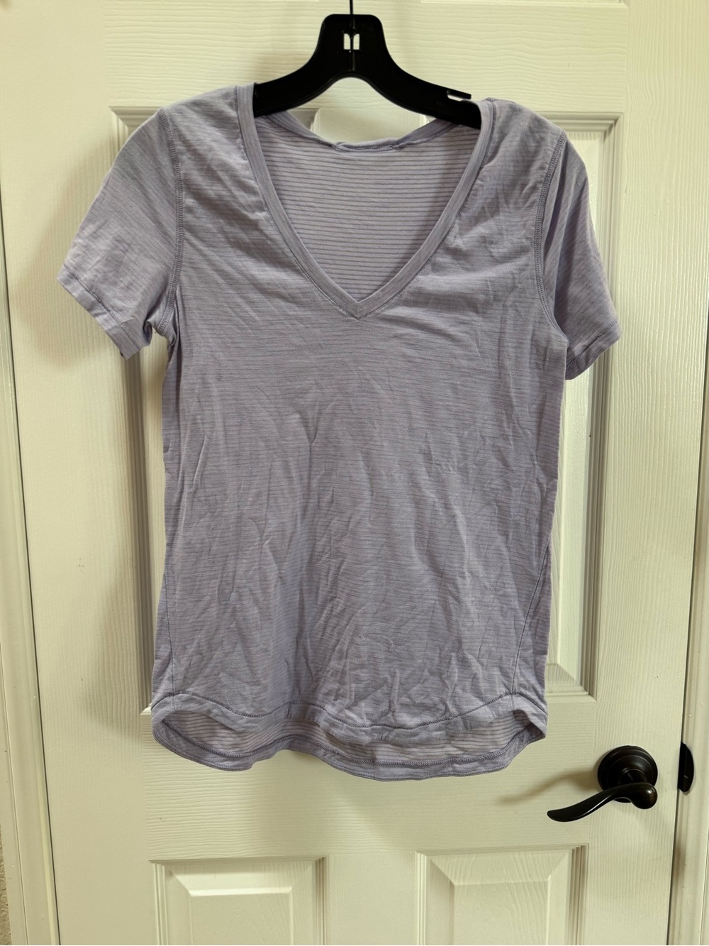 lululemon athletica Light Lavender V-Neck Short Sleeve Tee